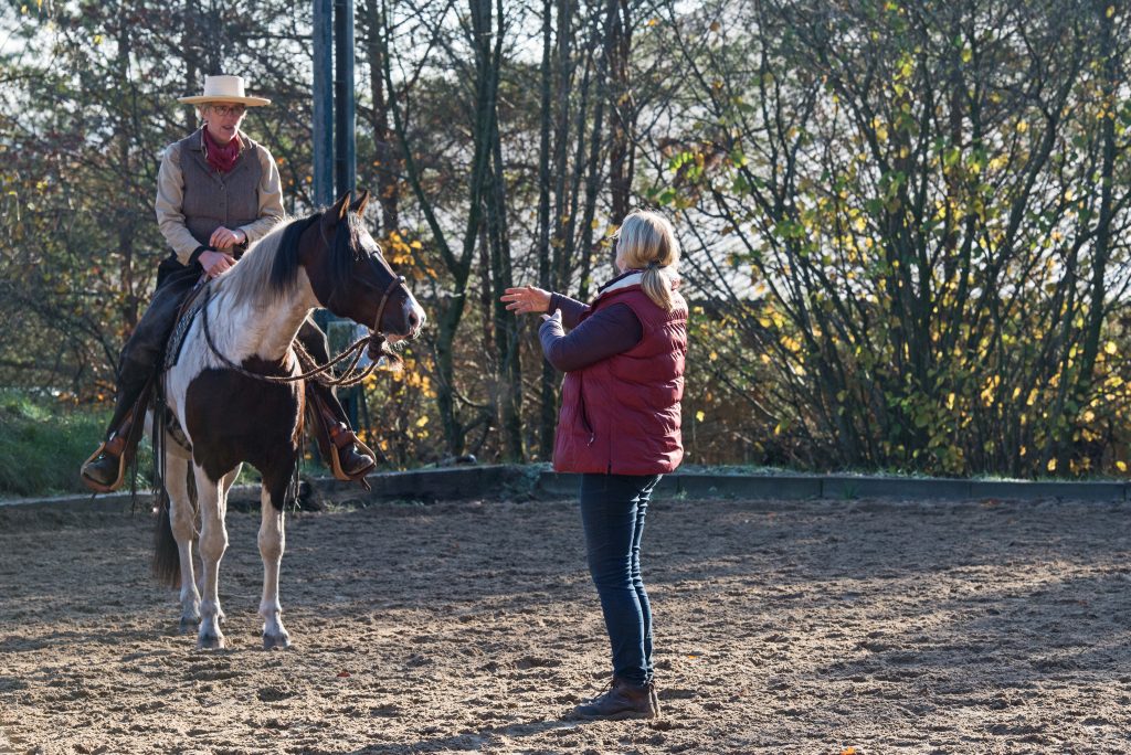 Kaja Stührenberg mit einer Reitschülerin auf einem Mangalarga Machadore